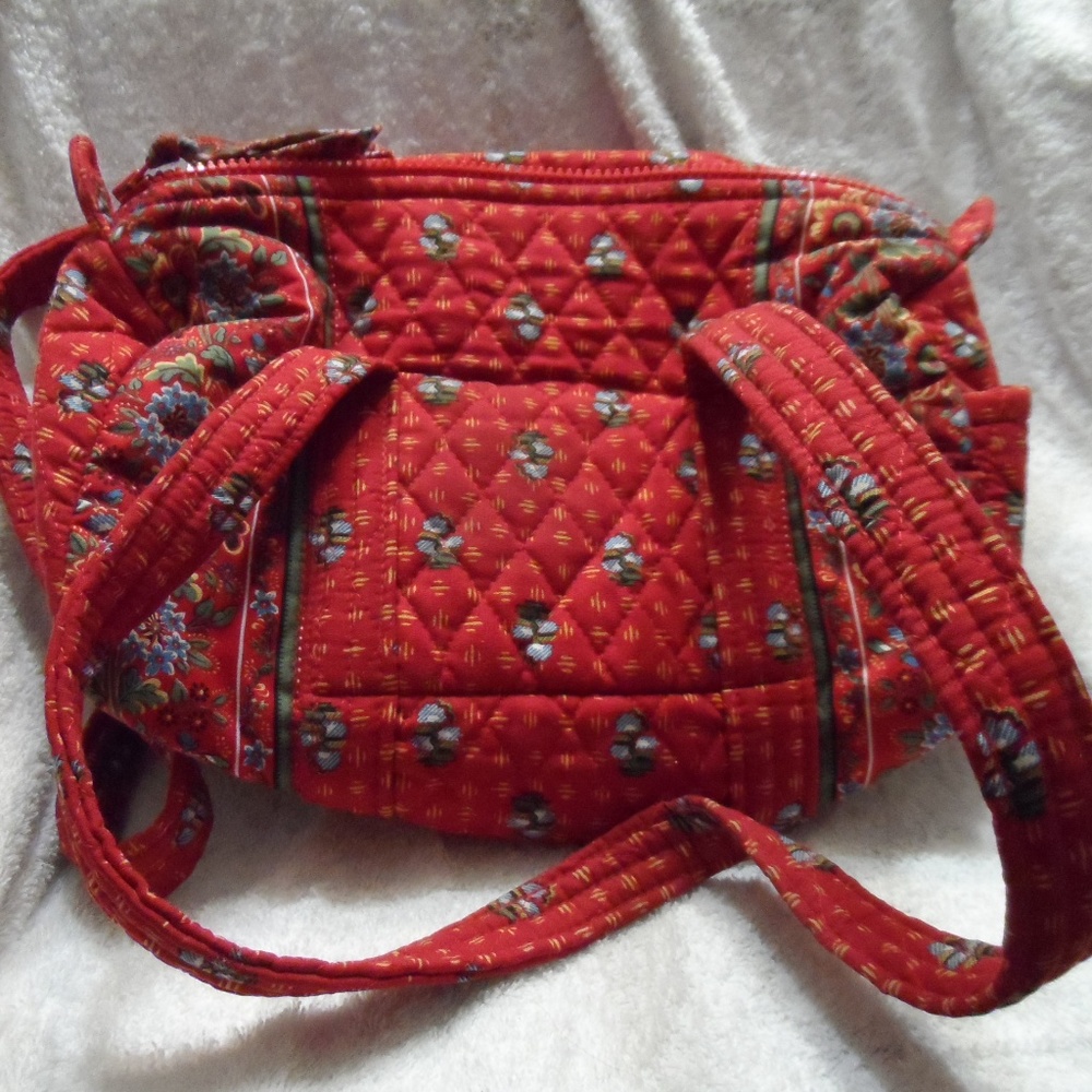 Vera Bradley small duffel style handbag Provencial